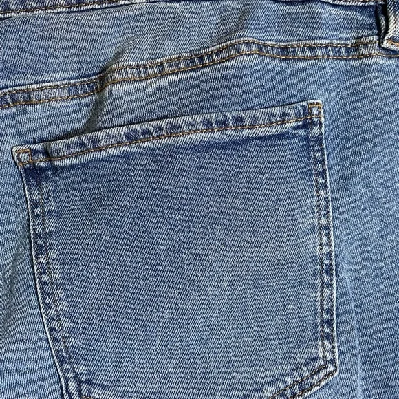 RE Generations by Celebrity Pink Women’s Plus Size Jeans Wide Leg Size 2… - Picture 12 of 15